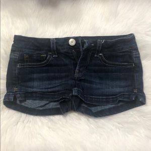 🔥Stretch dark distressed jean shorts
